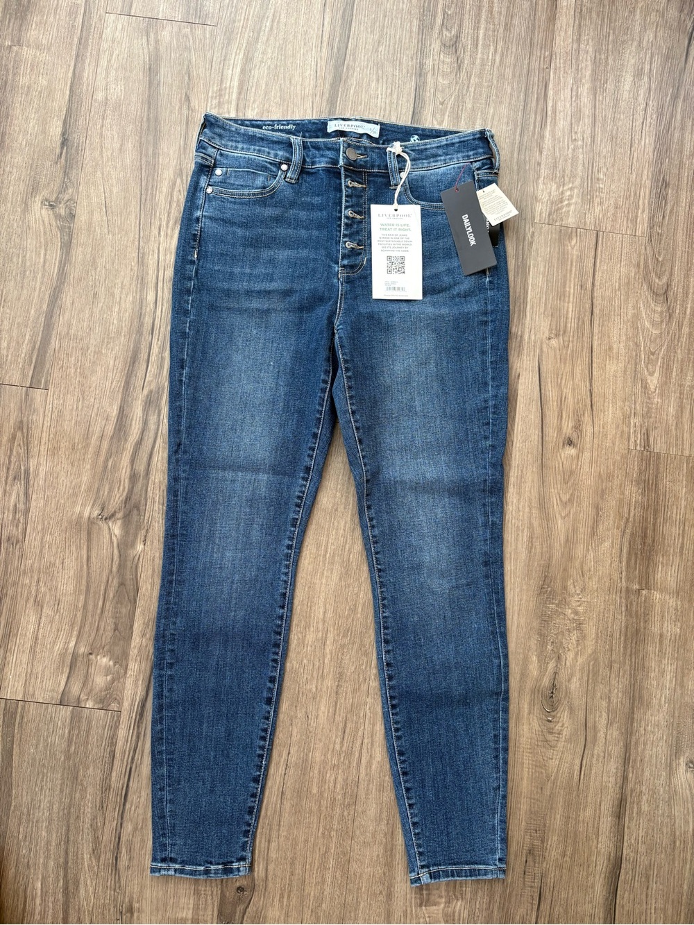 Liverpool Mid-Rise Skinny Jeans in Dark Blue Wash